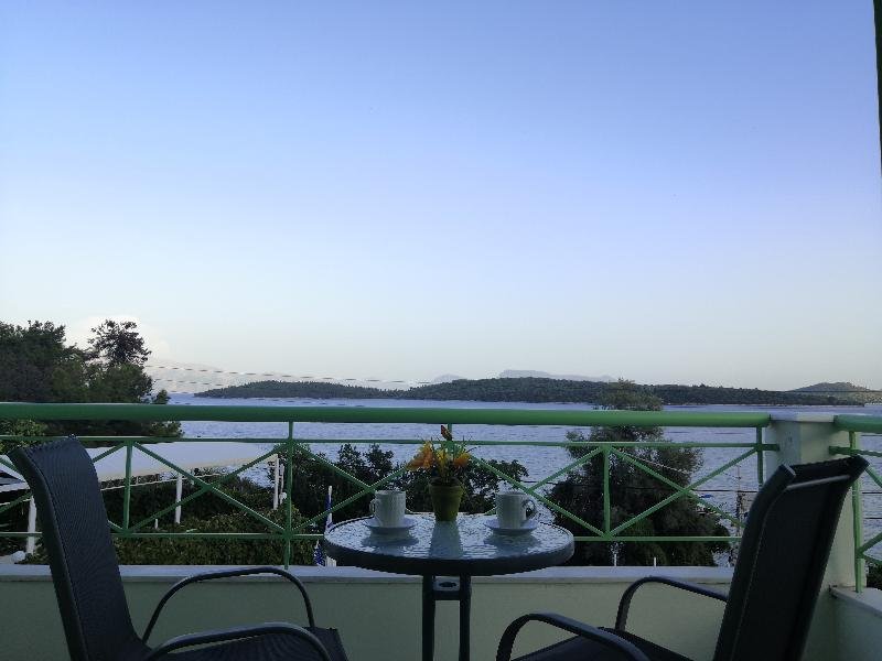 Фото Sunshine Inn Hotel