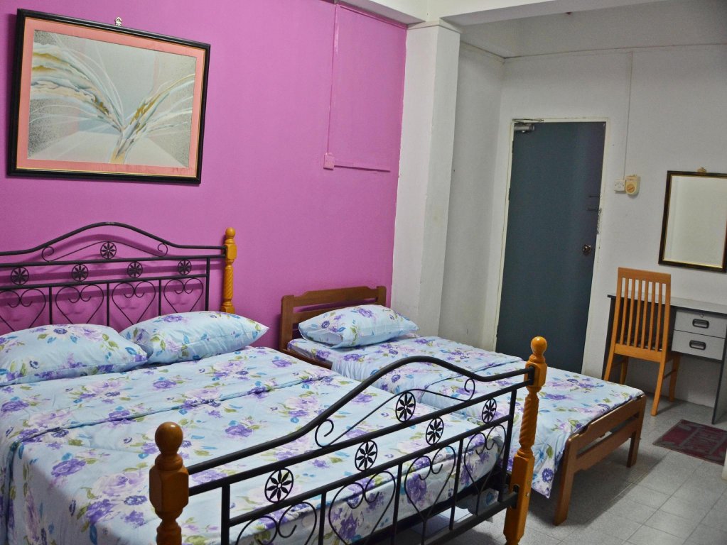 Фото Apek Utama Hotel