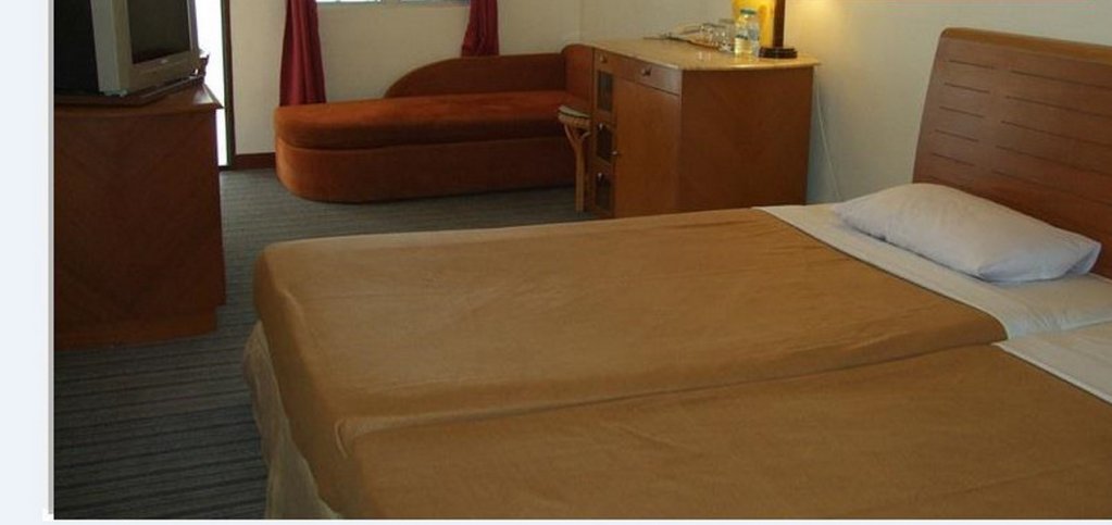 Фото Hotel Darulaman Jitra