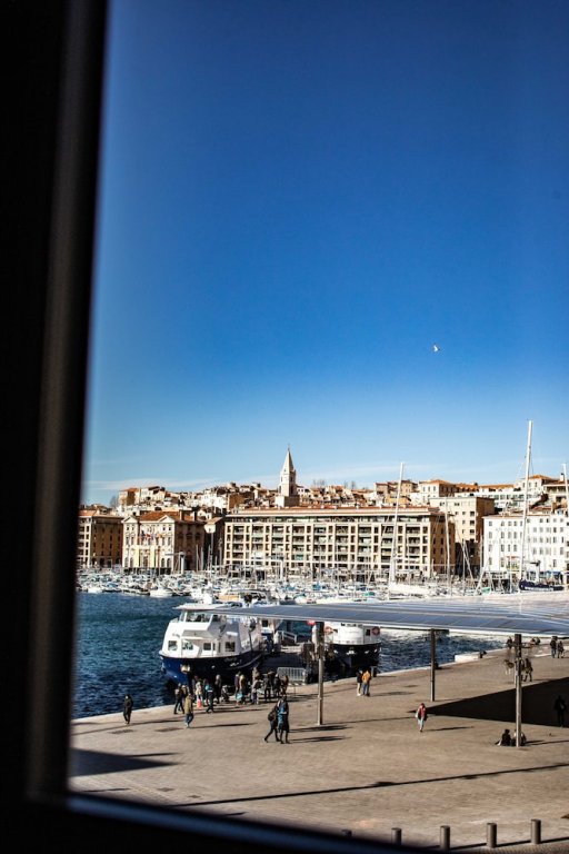 Фото Maisons du Monde Hôtel & Suites