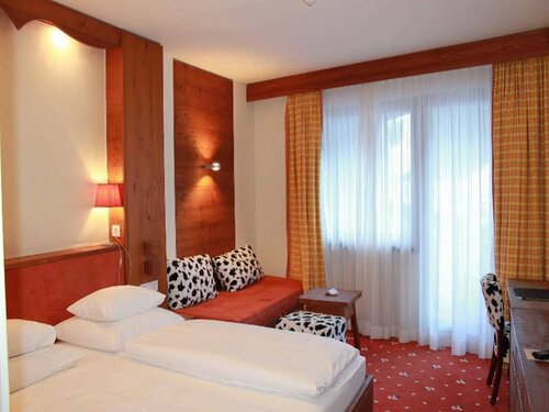 Внешний вид отеля Falkensteiner Family Hotel Sonnenalpe в Хермагор-Пресеггере Зе, фото 5