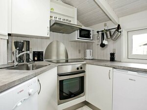 Жильё посуточно Spacious Holiday Home in Hals With Private Whirlpool