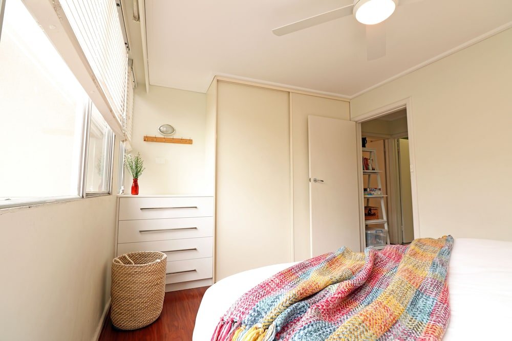 Фото Colour Pop - Rejuvenate Stays