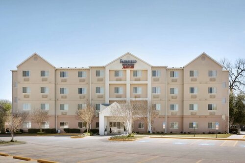 Гостиница Fairfield Inn & Suites Fort Worth University Drive