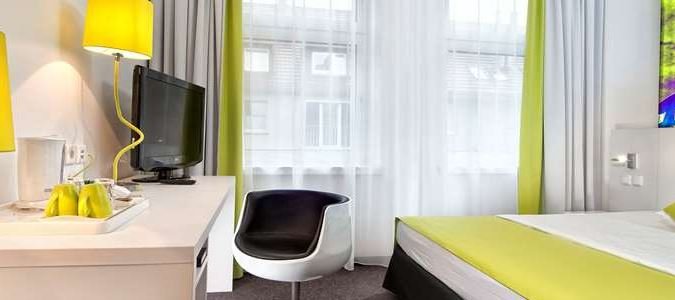 Фото Wyndham Garden Düsseldorf City Centre Königsallee