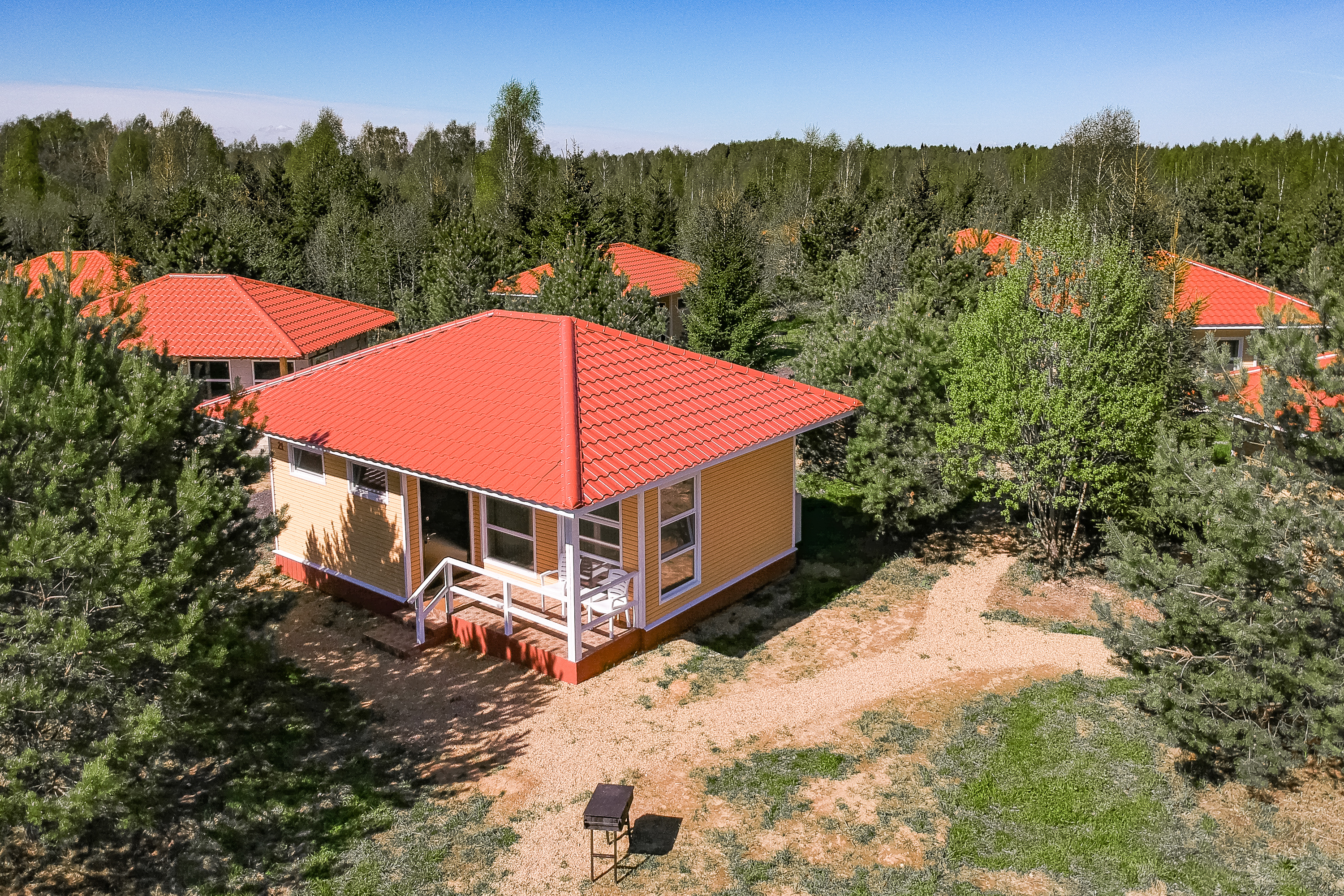 Фото Деревенька в лесу