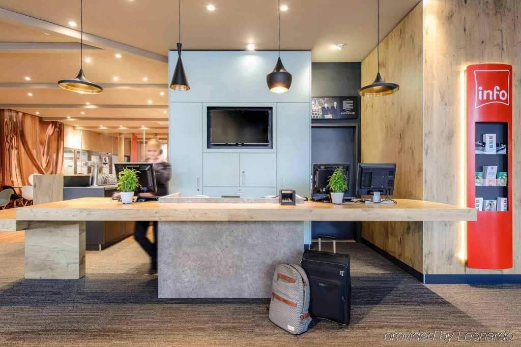 Фото Ibis Baar Zug