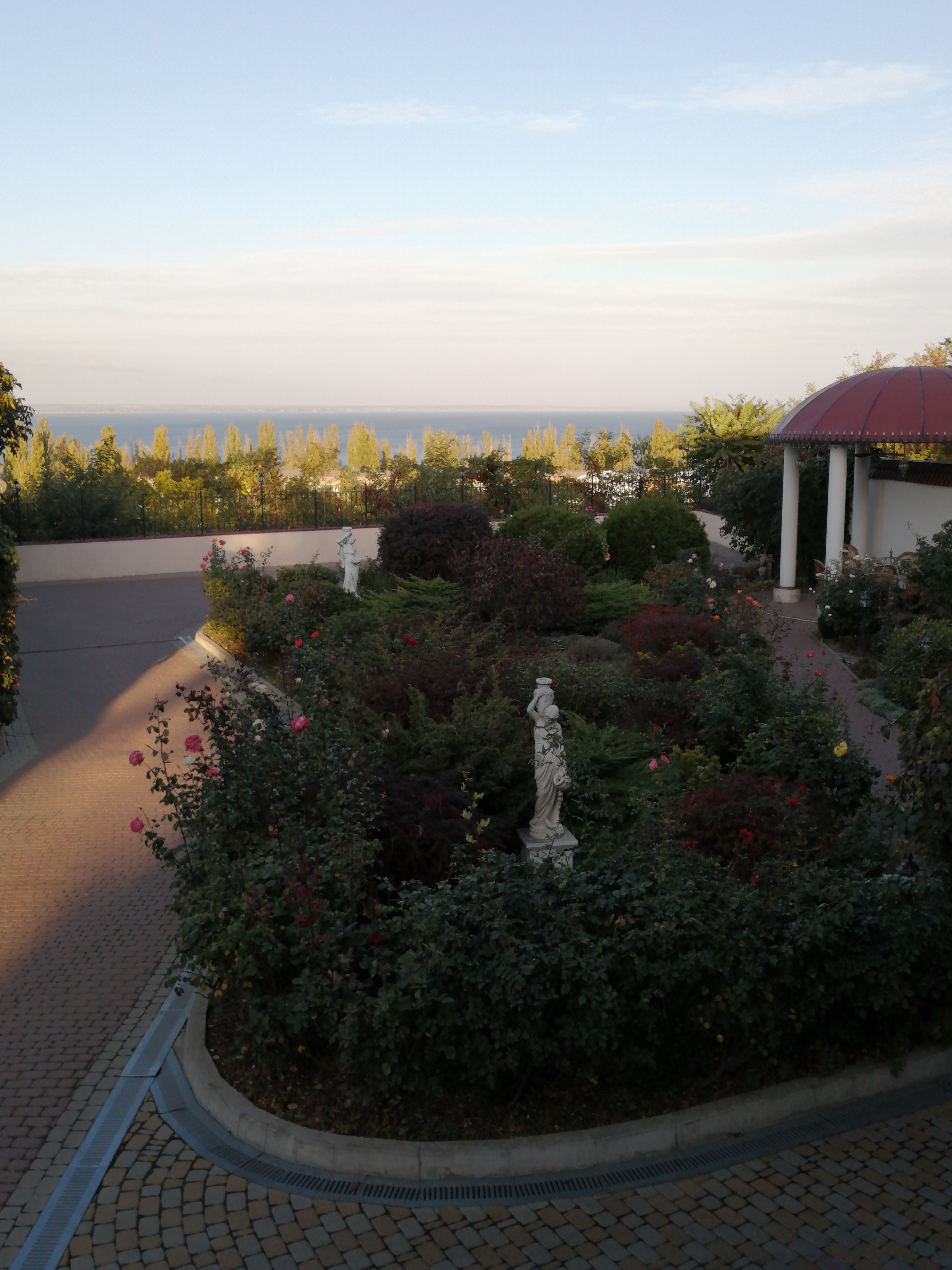 Фото Варваци