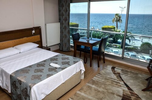 Гостиница Perla Hotel в Дикили