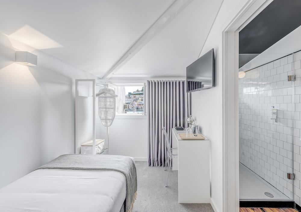 Фото Miragaia Riverside Suites