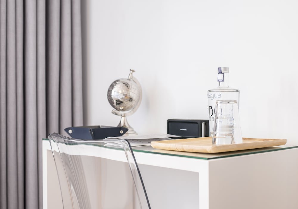 Фото Miragaia Riverside Suites