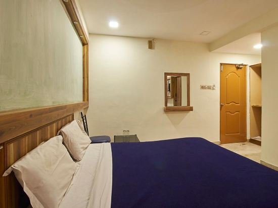 Фото Hotel Manickam Grand