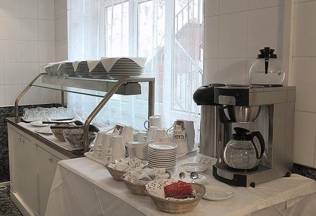 Фото Whiteleaf Hotel