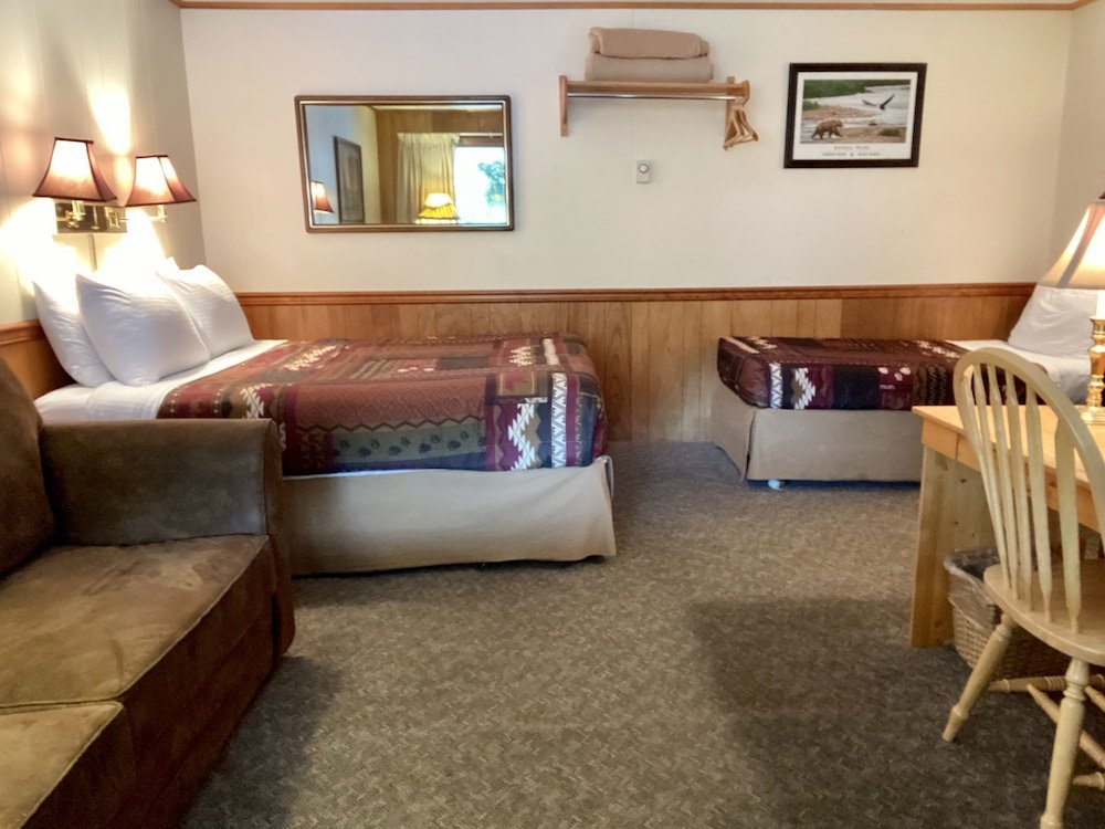 Фото Trail Lake Lodge