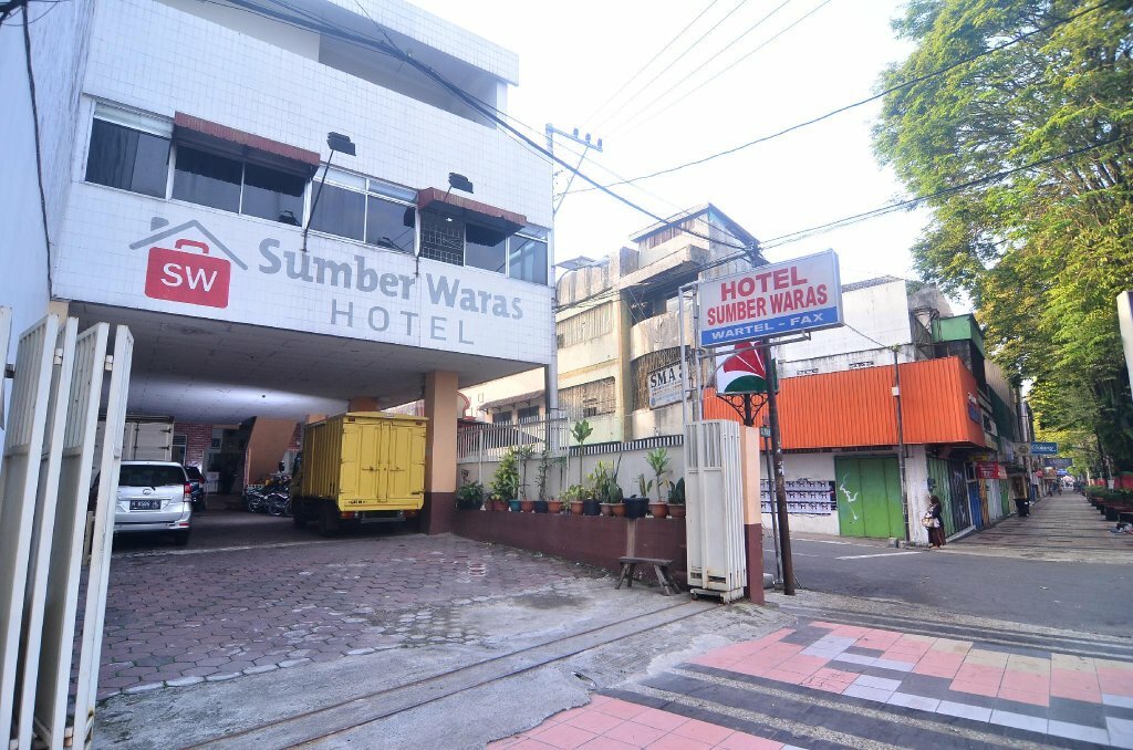 Hotel Hotel Sumber Waras, Magelang, photo