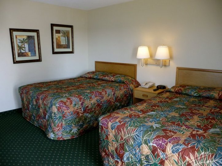 Фото Gulfview Hotel on the Beach