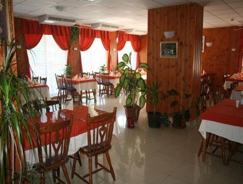 Фото Hotel Hajnal