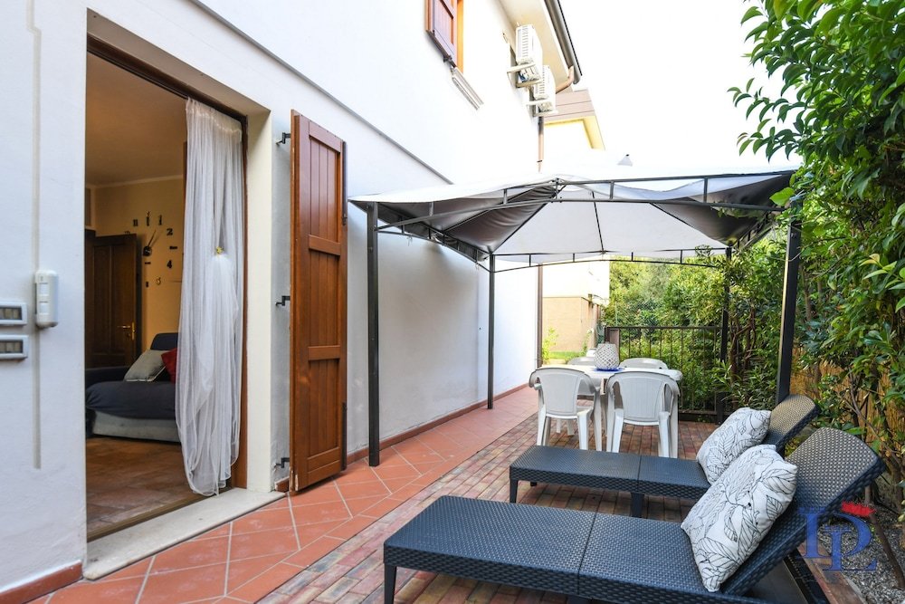 Фото Garden and Pool - Casa Annamaria