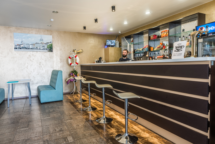 Фото Ларимар