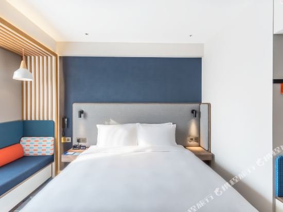 Фото Holiday Inn Express Xi'An Ancient Town West, an Ihg Hotel