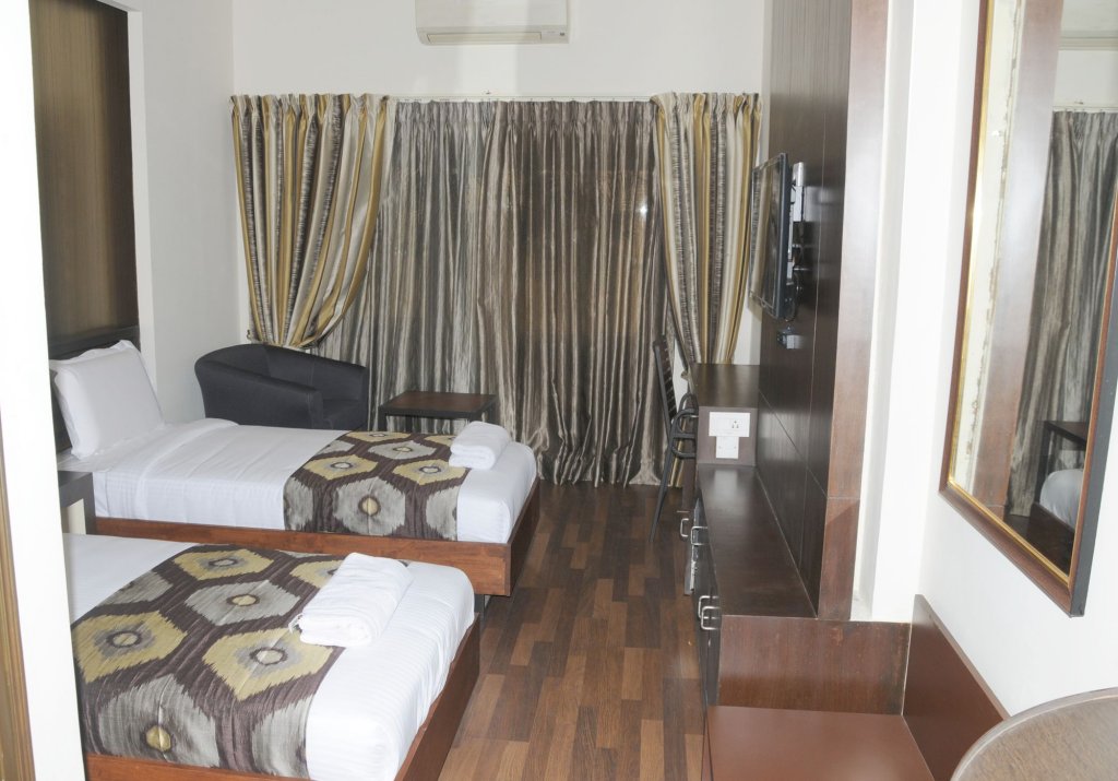 Фото Treebo Trend Astor