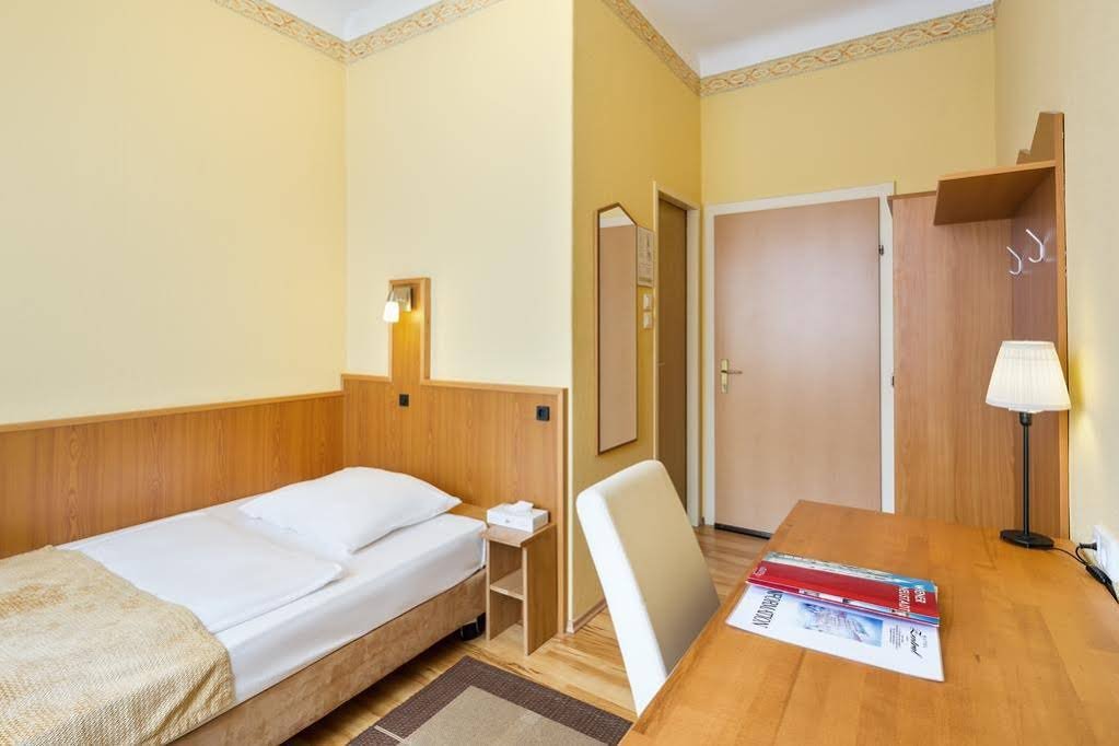 Фото Hotel Zentral