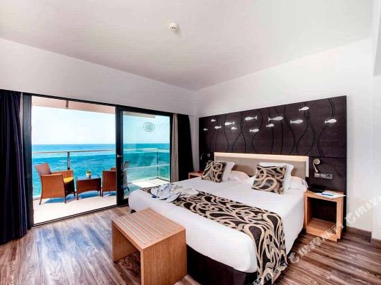 Фото Отель Thb Gran Bahia Hotel and Apartments