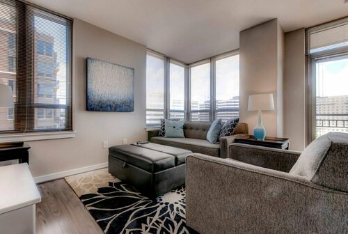 Гостиница Global Luxury Suites Bethesda Chevy Chase в Бетесде