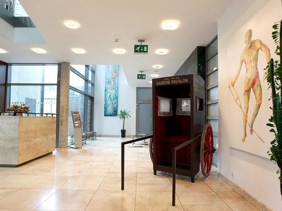 Фото Hotel Sandor Pavillon