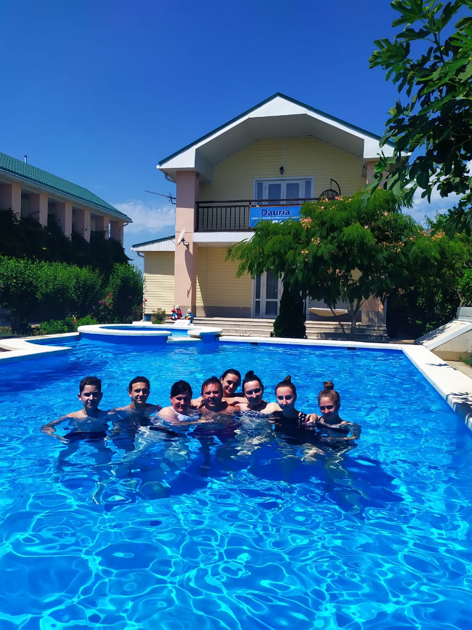 Фото отеля 3