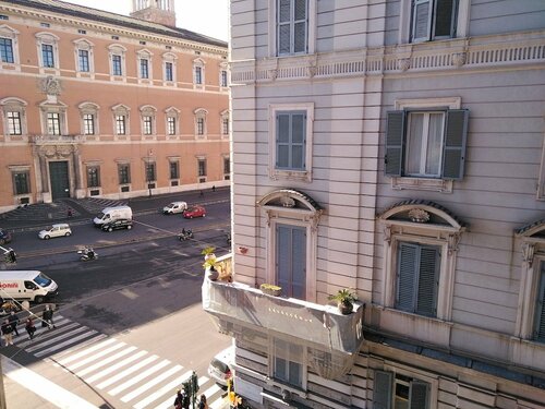 Гостиница H. H в Риме