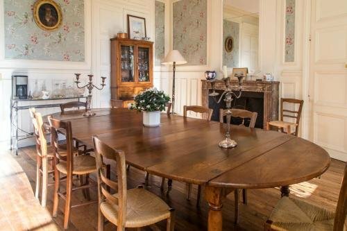 Гостиница Chambres d'Hotes Château de la Puisaye