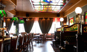 The London Pub (Sukhe-Batora Street No:7), restoran  Irkutsk'tan