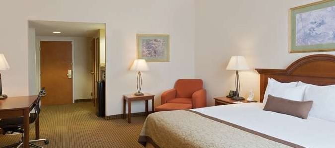 Фото Wingate by Wyndham Charlotte Airport I-85/i-485