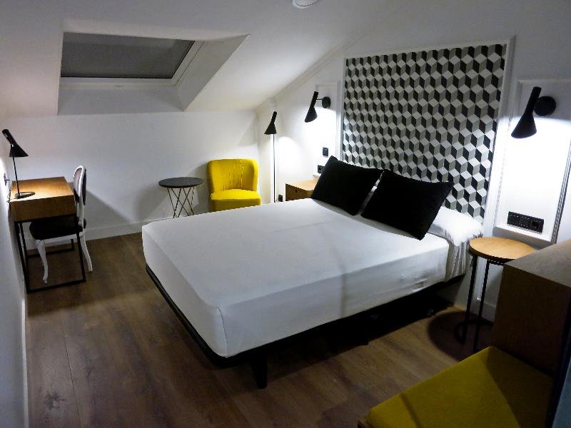 Фото Hotel Colón Plaza