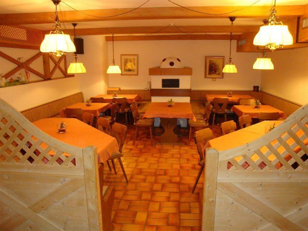 Фото Hotel Rottaler Hof