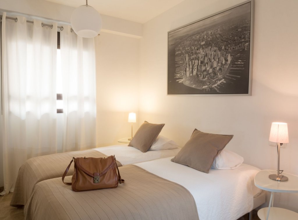 Фото Apartments Duque de Hornachuelos