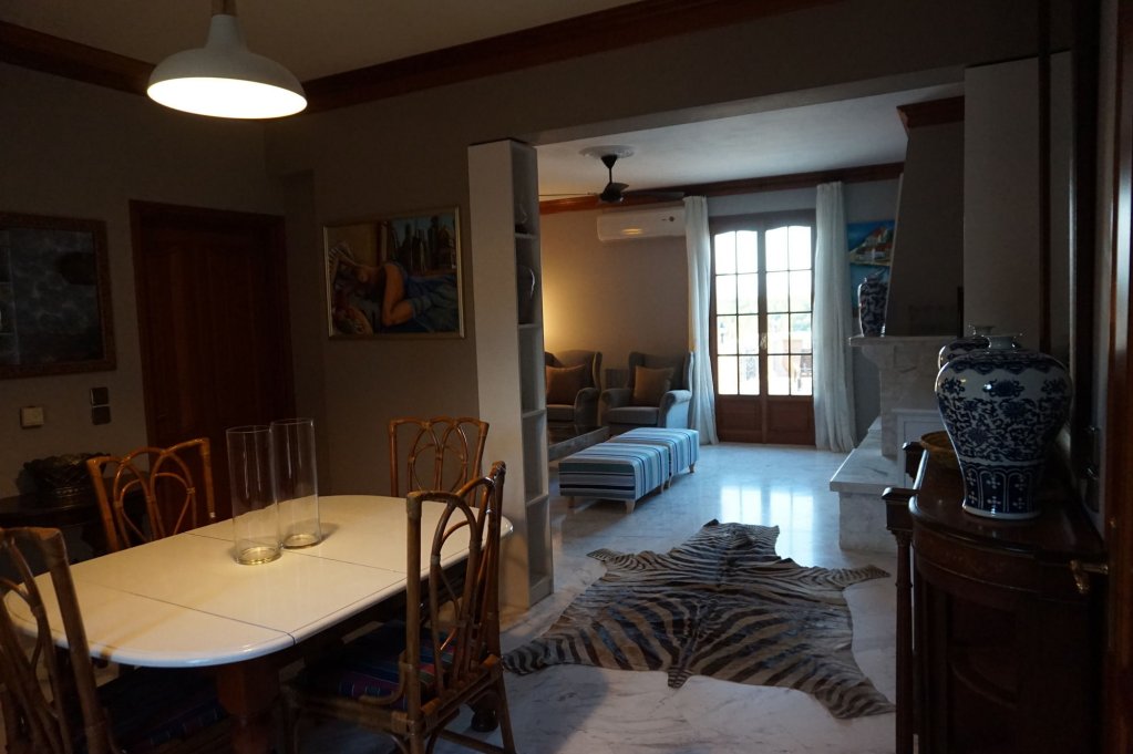 Фото Balhambra Suites - Adults Only