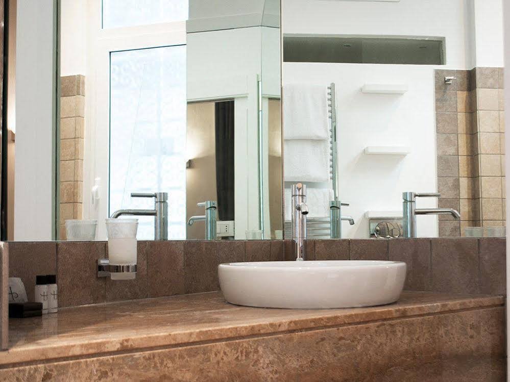 Фото Lhp Suite Napoli - Parco Margherita