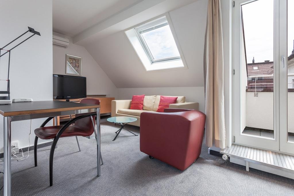 Фото Ema House Serviced Apartments Seefeld