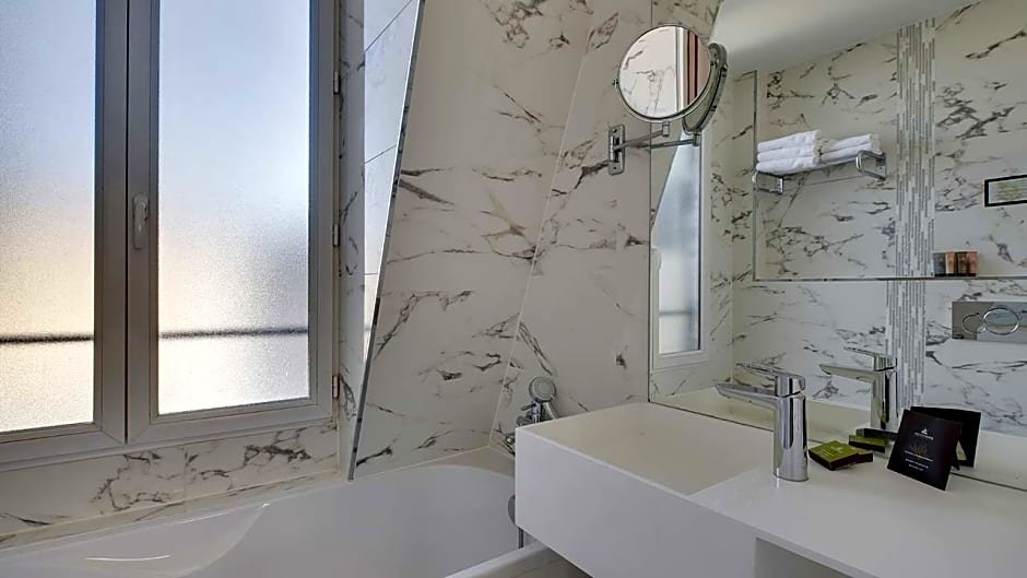 Фото Hotel Riviera Elysées