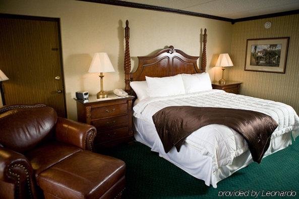 Фото Mcm Elegante Hotel and Conference Center Odessa