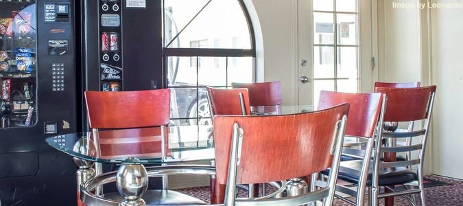 Фото Travelodge by Wyndham Kingman