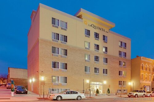 Гостиница La Quinta Inn & Suites by Wyndham Brooklyn Downtown в Нью-Йорке