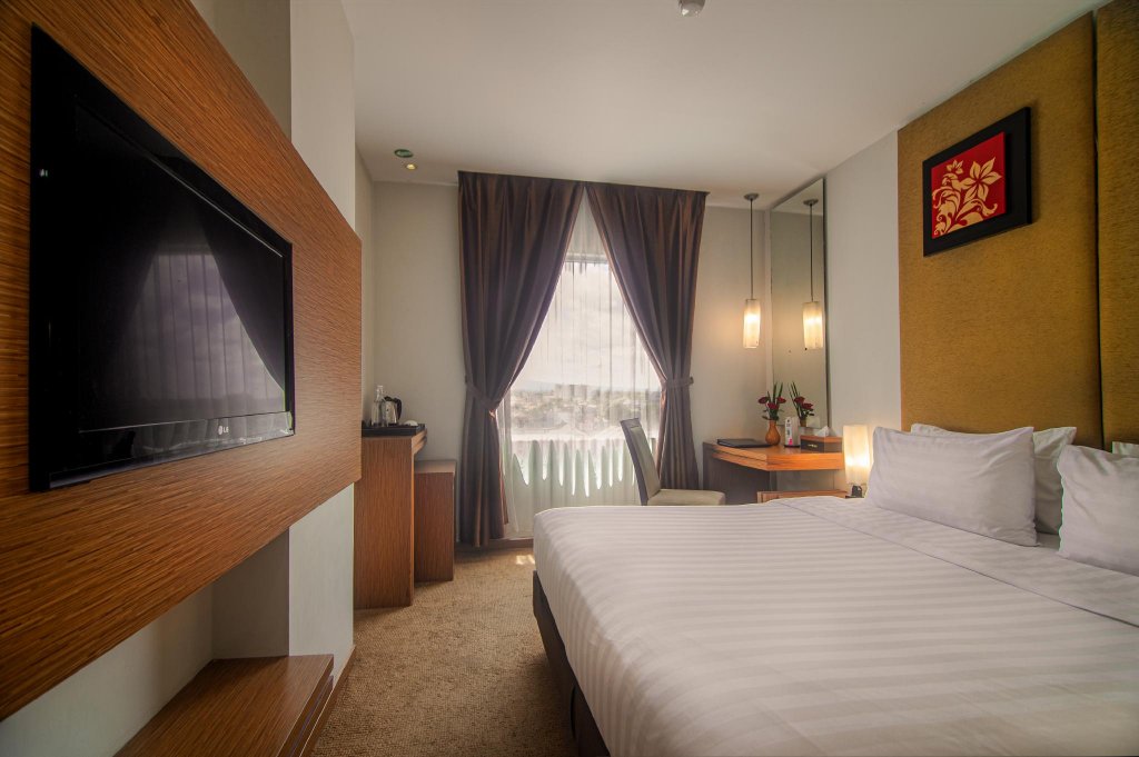 Фото Grand Tjokro Yogyakarta