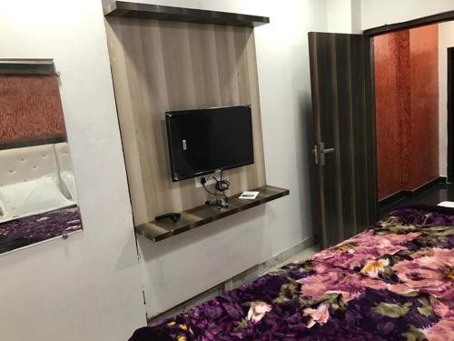 Фото Oyo 9055 Hotel Rich Inn