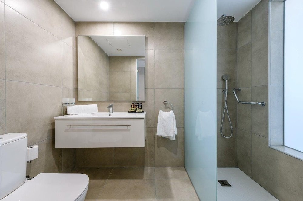 Фото Tasia Maris Seasons