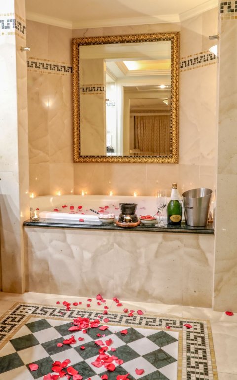 Фото Imperial Hotel Gold Coast