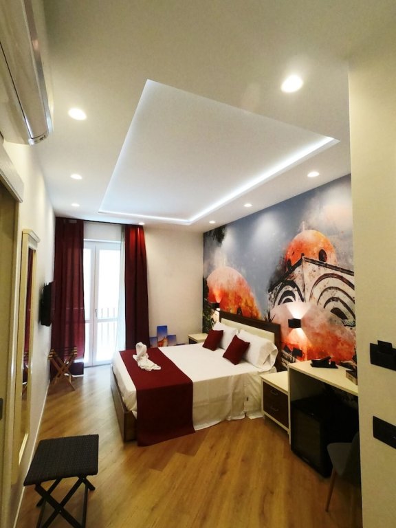 Фото Villena Plaza