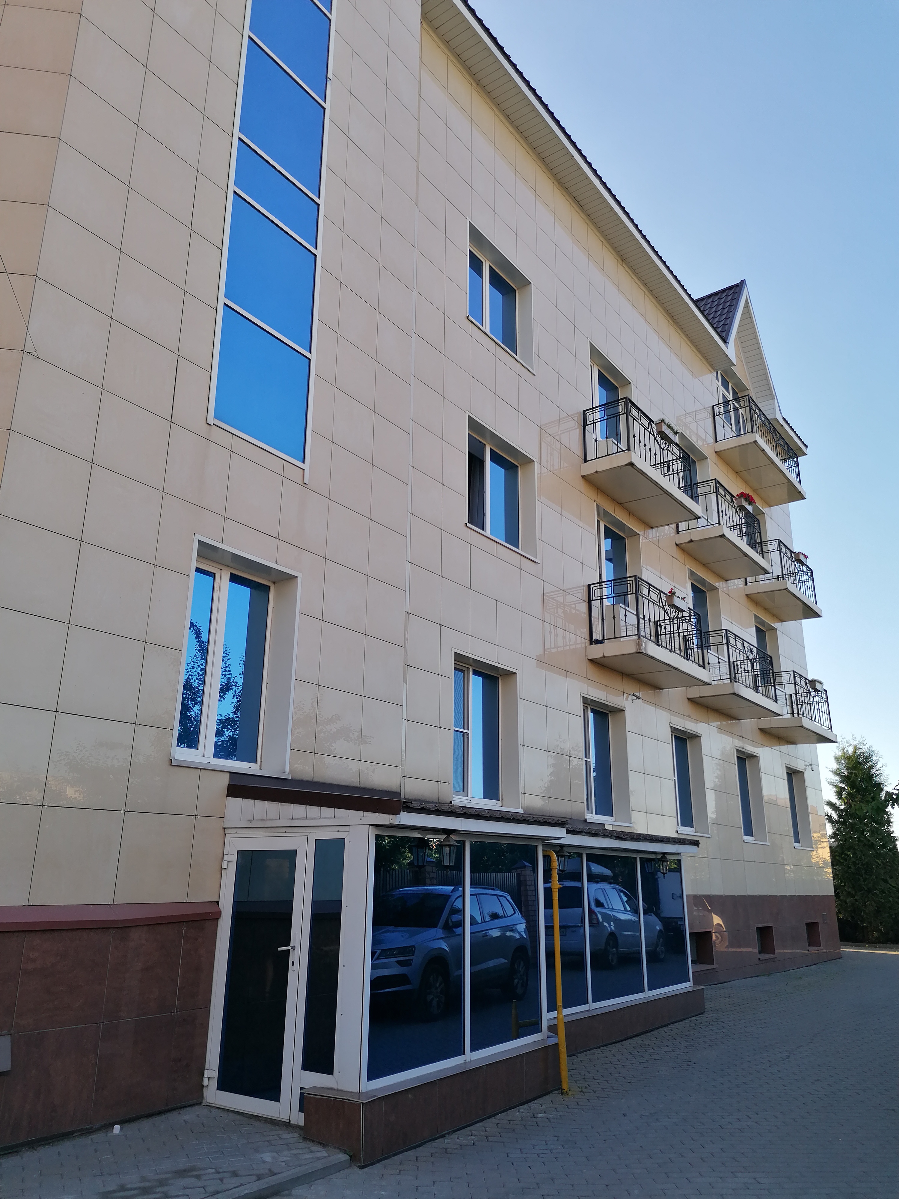 Фото Business Hotel